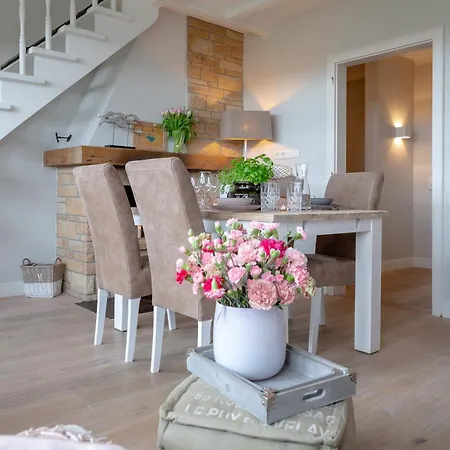 Birdie Apartment